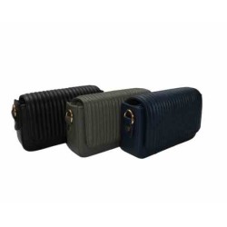 کیف پاسپورتی جلو پلیسه